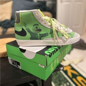 *RARE & NEW* Nike Blazer Mid ‘77 UO Oregon Ducks Basketball PE size 9.5